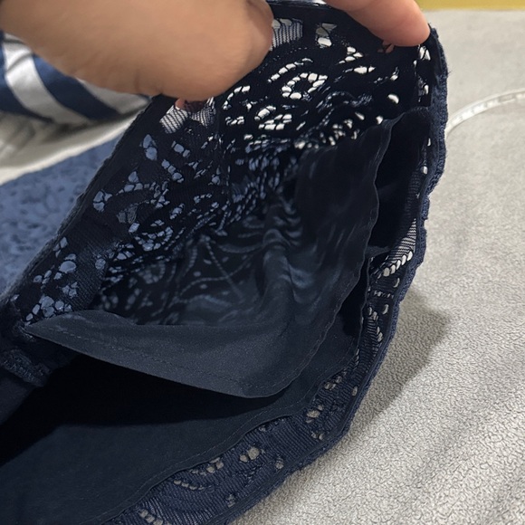 Banana Republic Navy Blue Lace Mini Skirt Women Size 6 Lined Back Zip - Picture 9 of 10